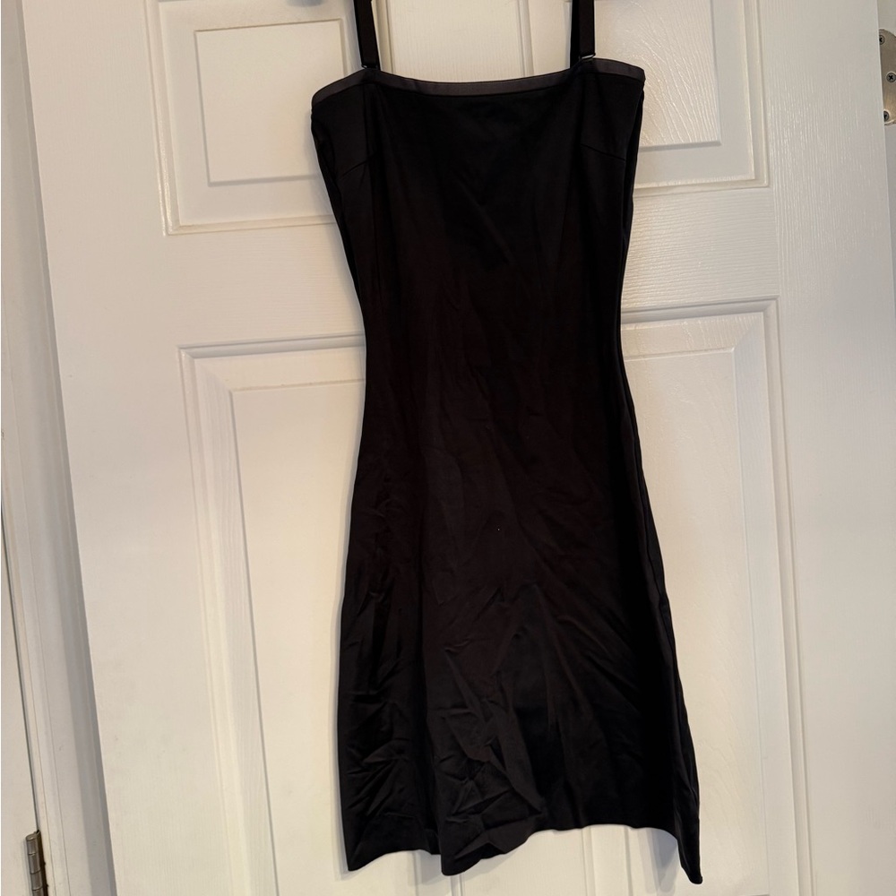 Elegant spanx shaper for Dress this is new without the tags.